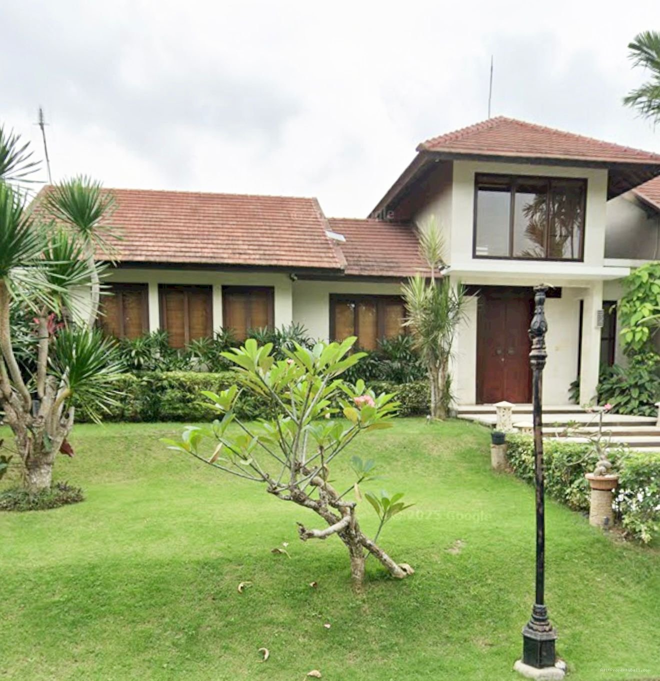 Rumah teras ayung denpasar timur