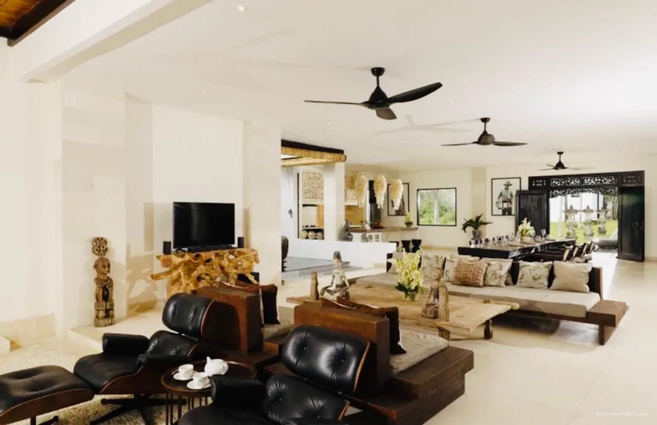 Tanah Beach front pantai pasut tabanan