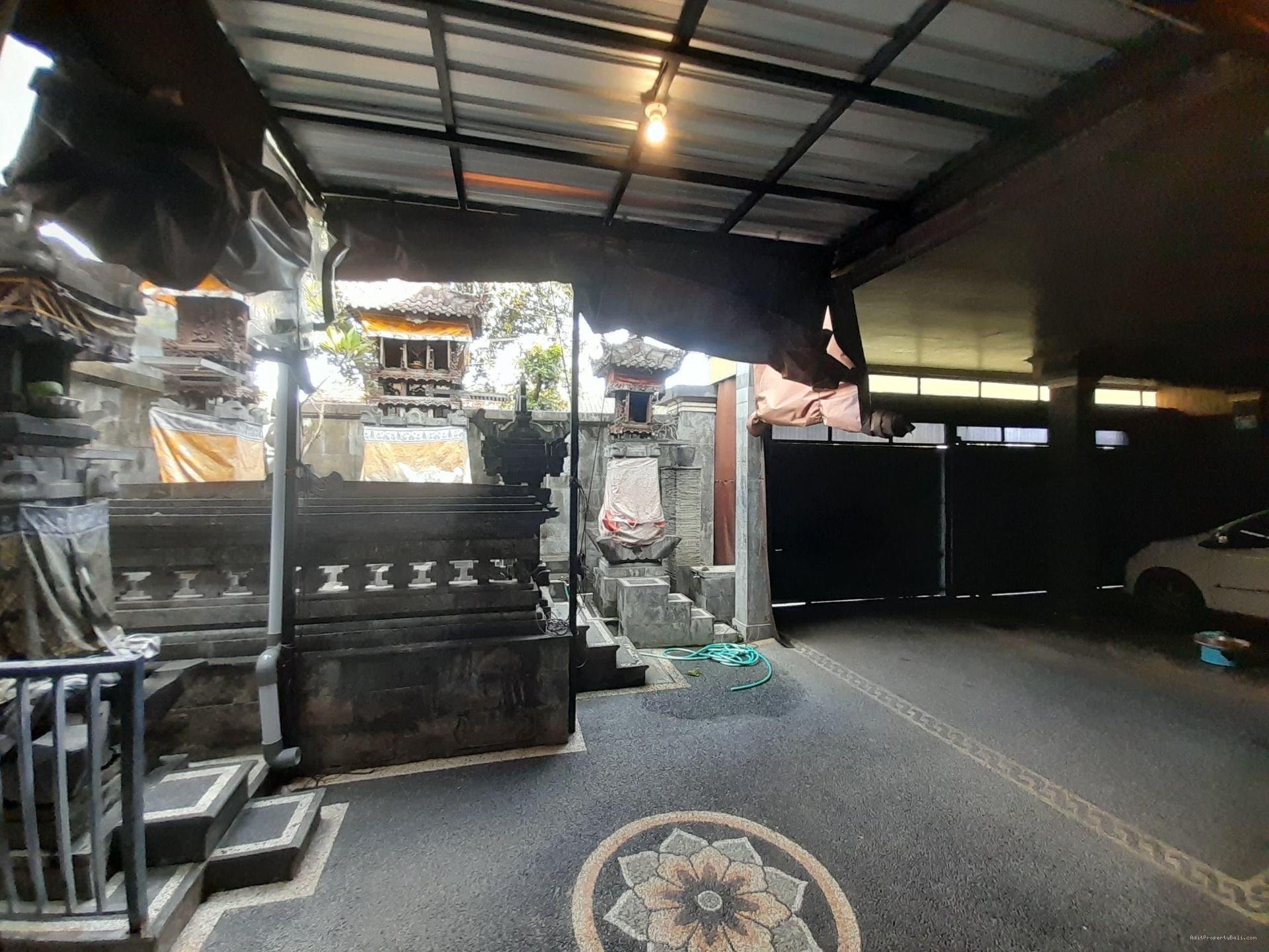 Rumah Pulau Moyo Denpasar Selatan