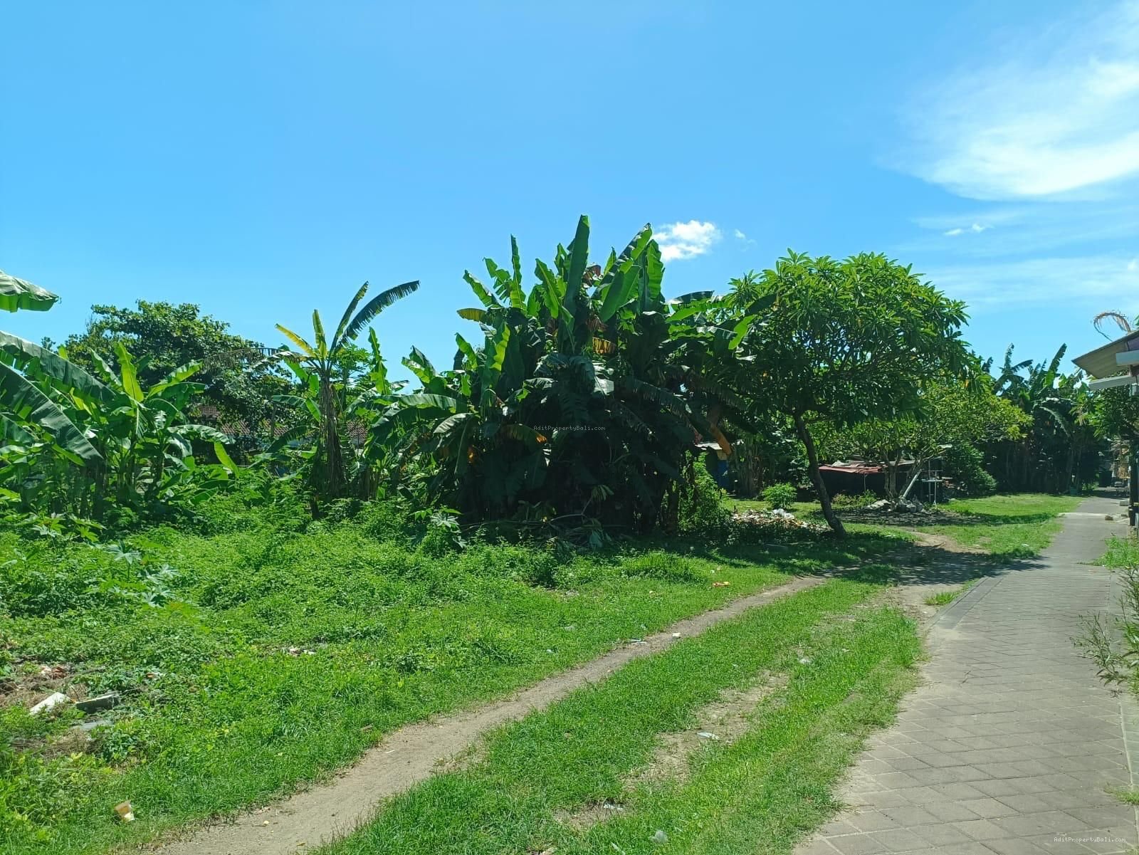 Tanah pratama nusa dua