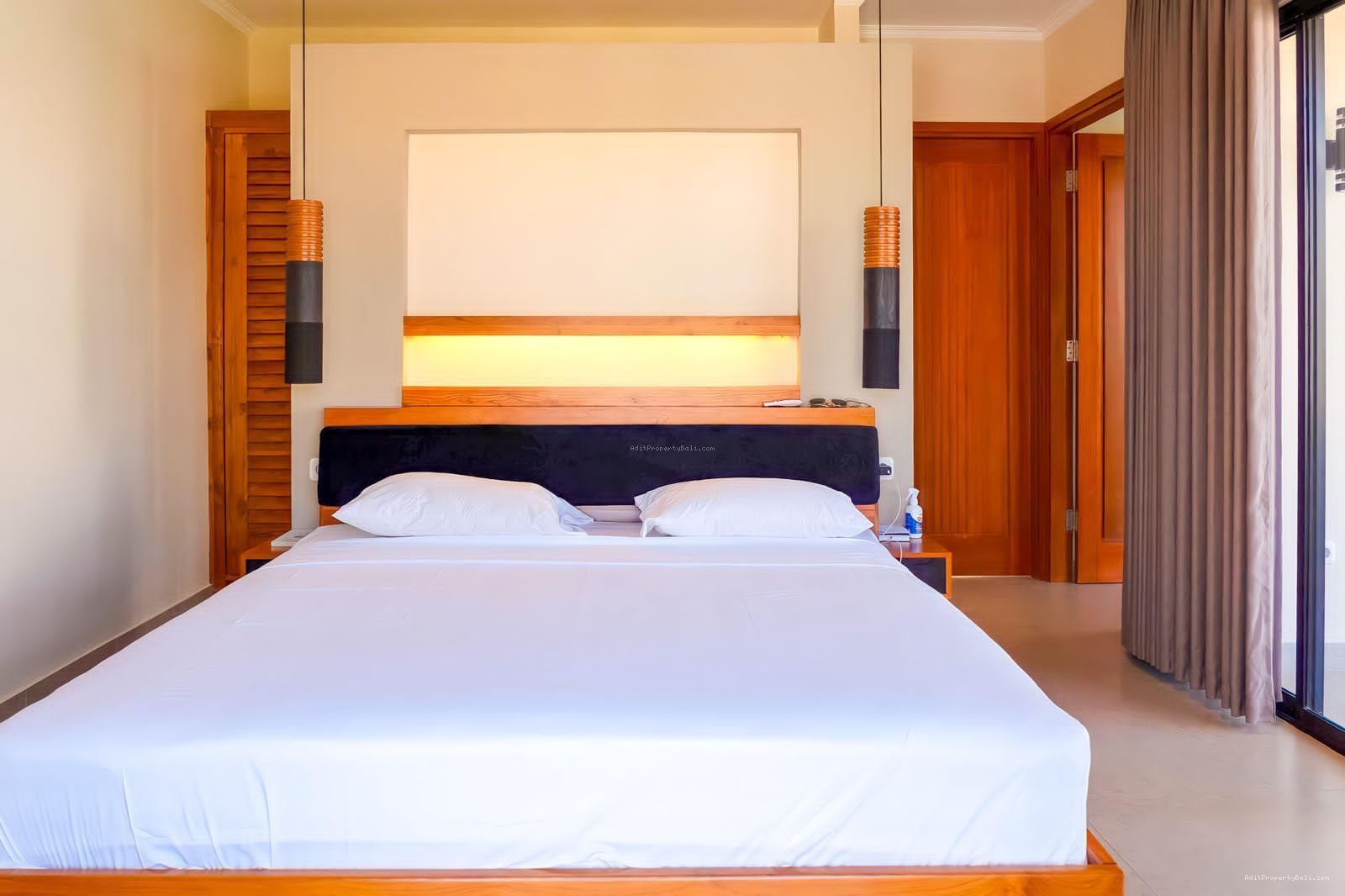 Villa mertanadi kerobokan