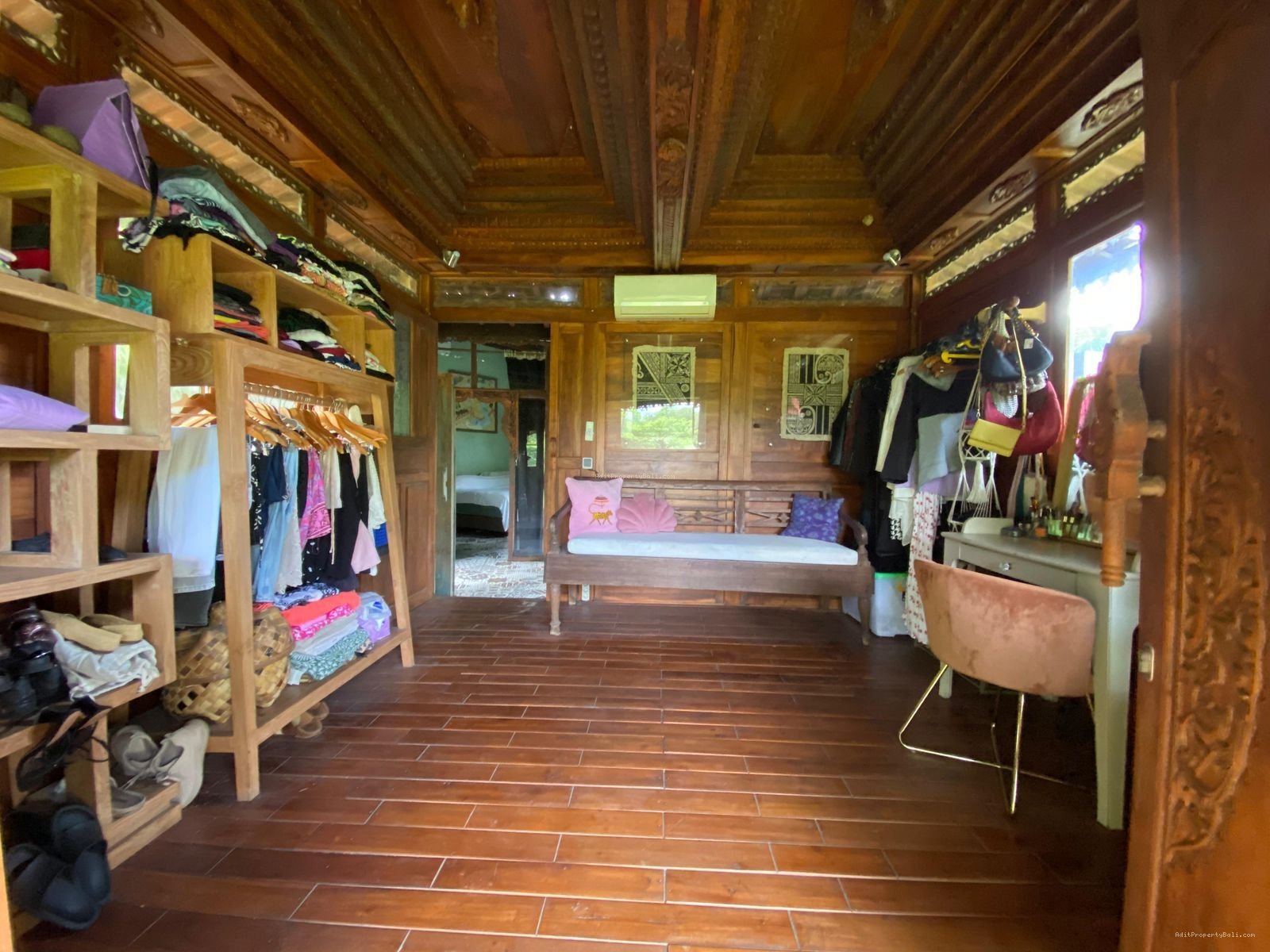 Villa murah kampus unud jimbaran