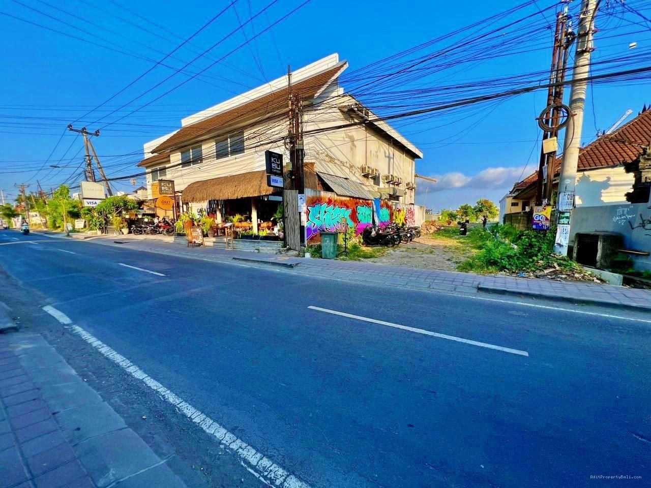 Tanah Raya Pantai Batu Bolong Canggu Badung