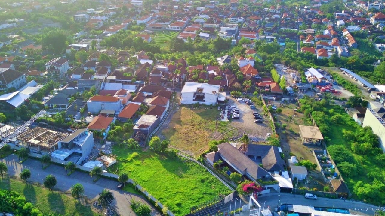Tanah Raya Pantai Batu Bolong Canggu Badung