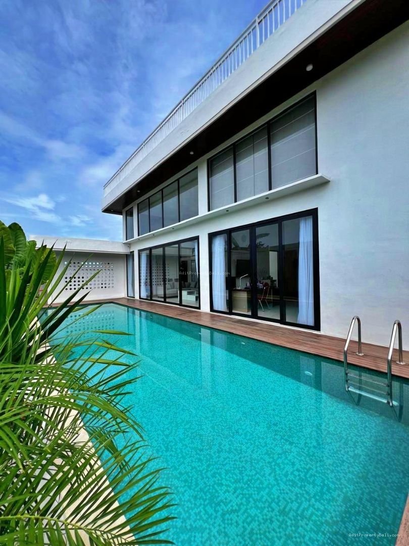 Brand New Villa View Sawah Bumbak Kerobokan Badung