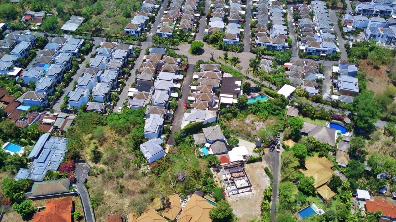 Tanah gedong sari taman mumbul nusa dua