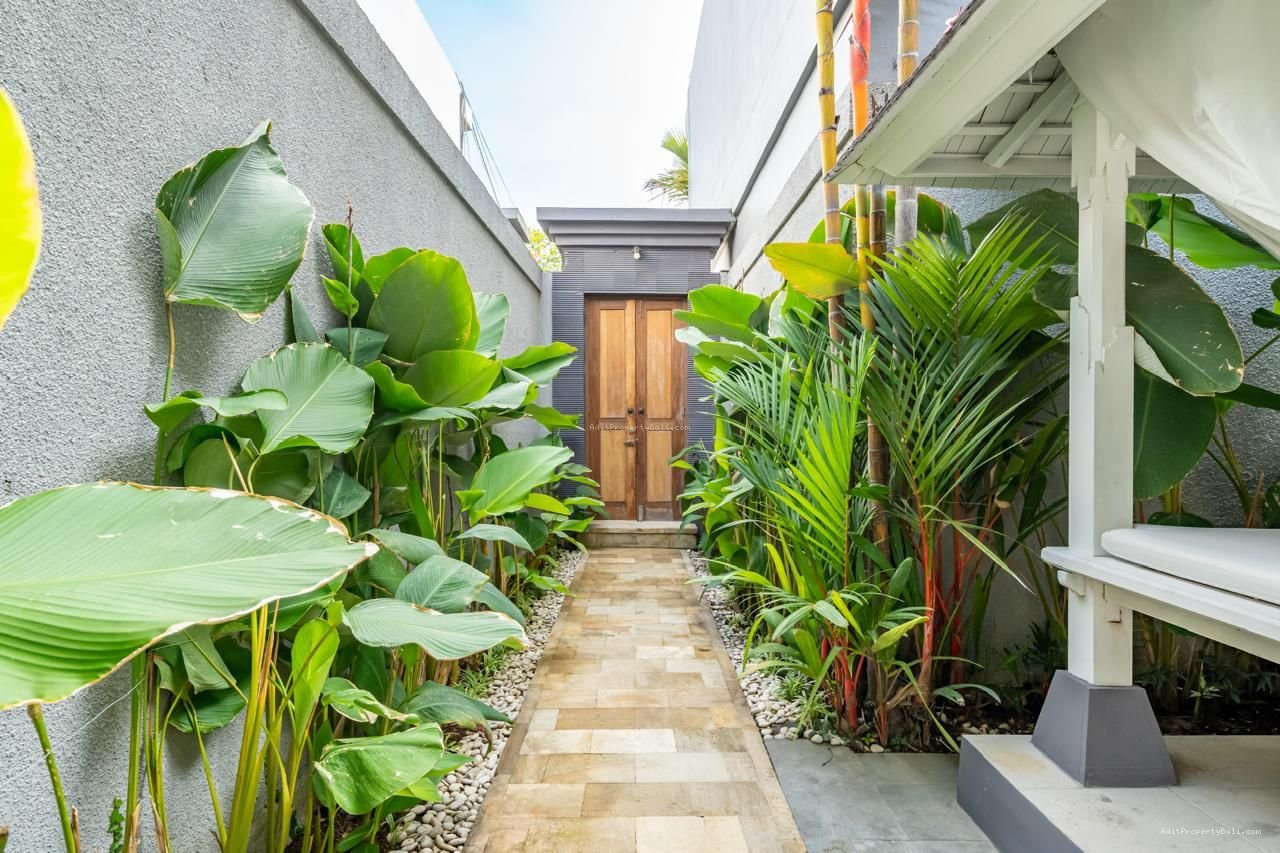 Villa tegal cupek kerobokan