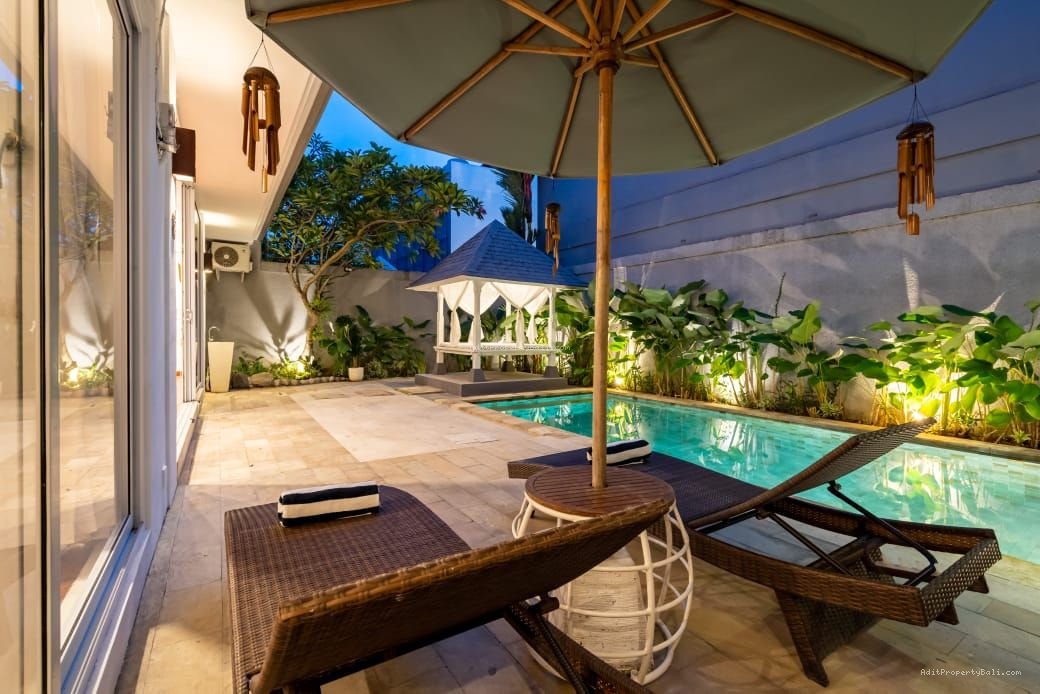 Villa tegal cupek kerobokan