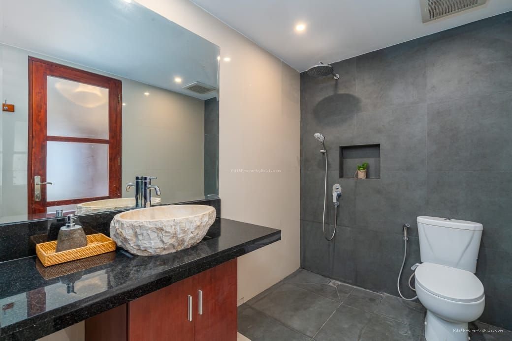 Villa tegal cupek kerobokan