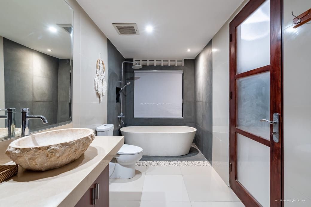 Villa tegal cupek kerobokan