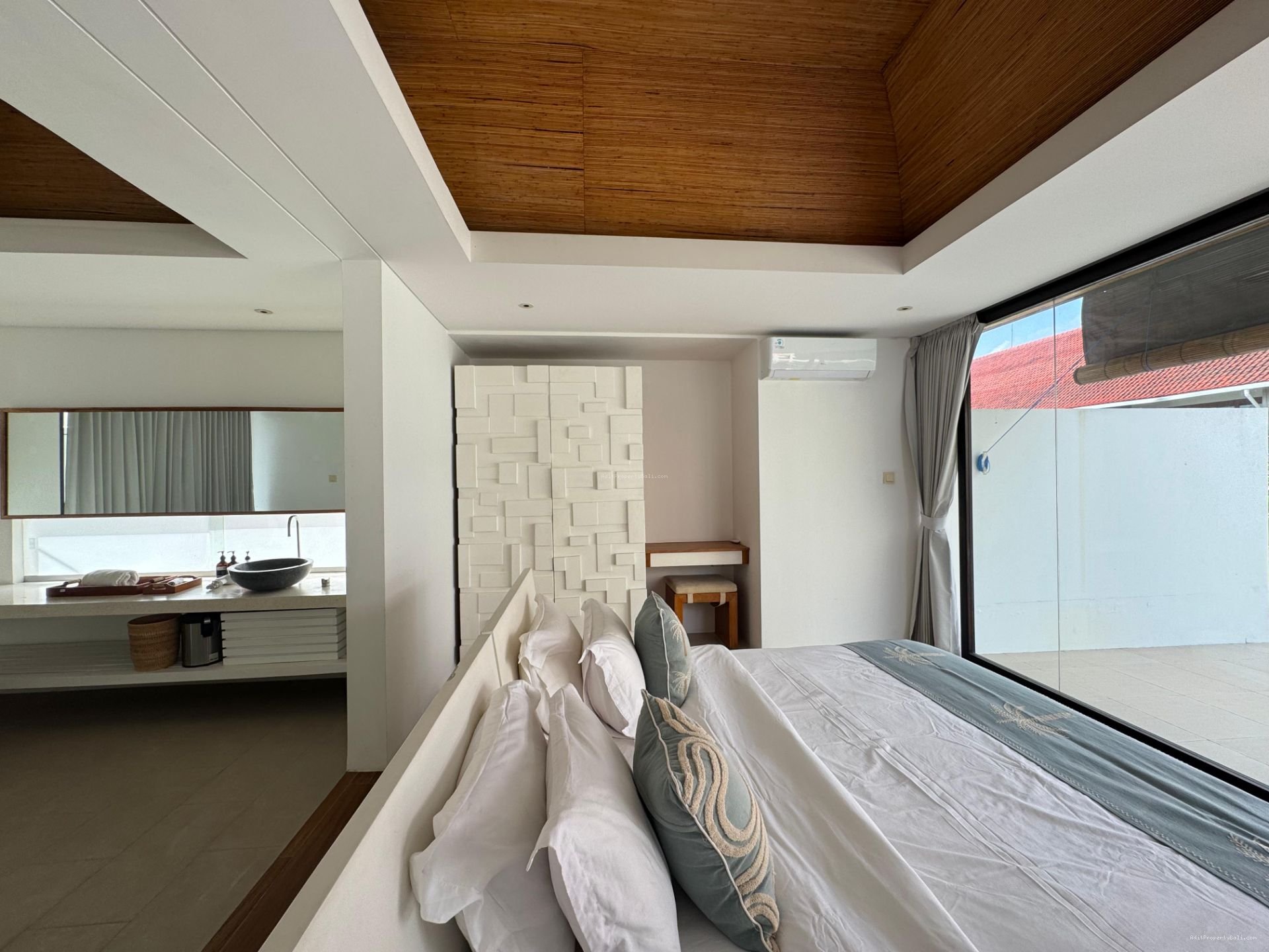 Villa batubolong canggu