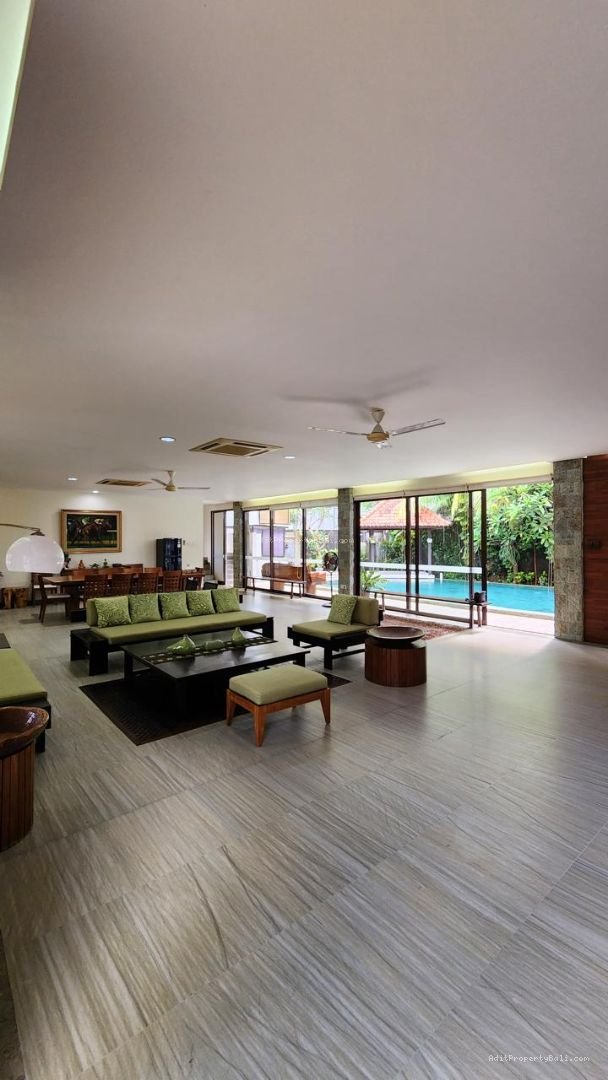 Villa Modern Balinese Style Jimbaran Badung