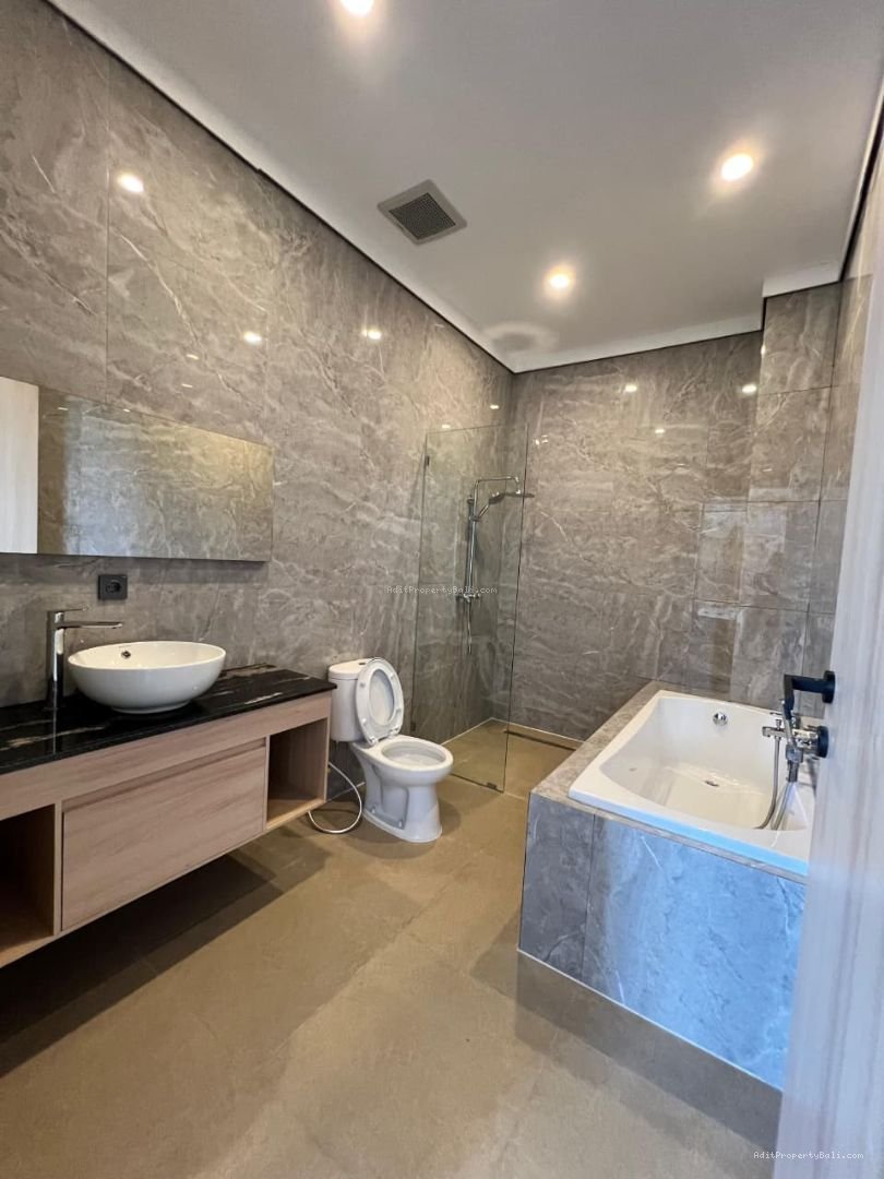 Brand New Villa GWK VIew Jimbaran Badung