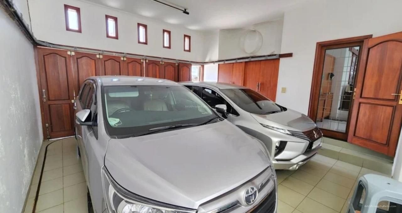 Rumah Tukad Ayung Renon Denpasar