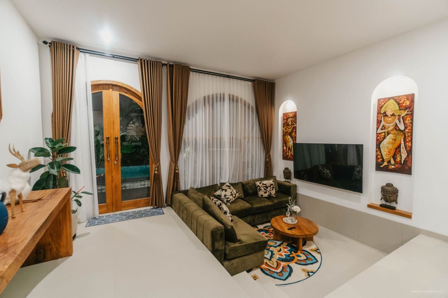 Brand New Villa Gunung Salak Kerobokan Badung