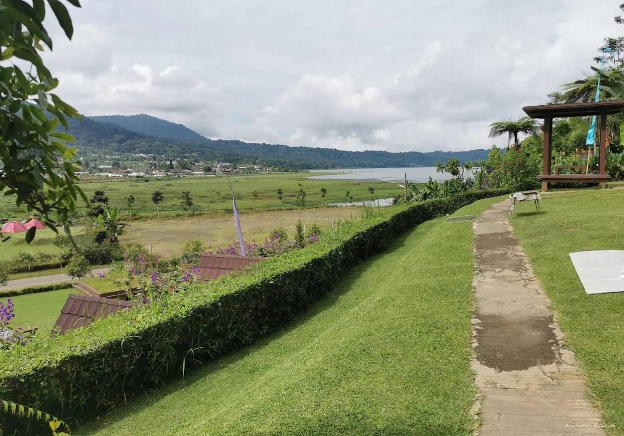 Tanah Full view Danau buyan bedugul