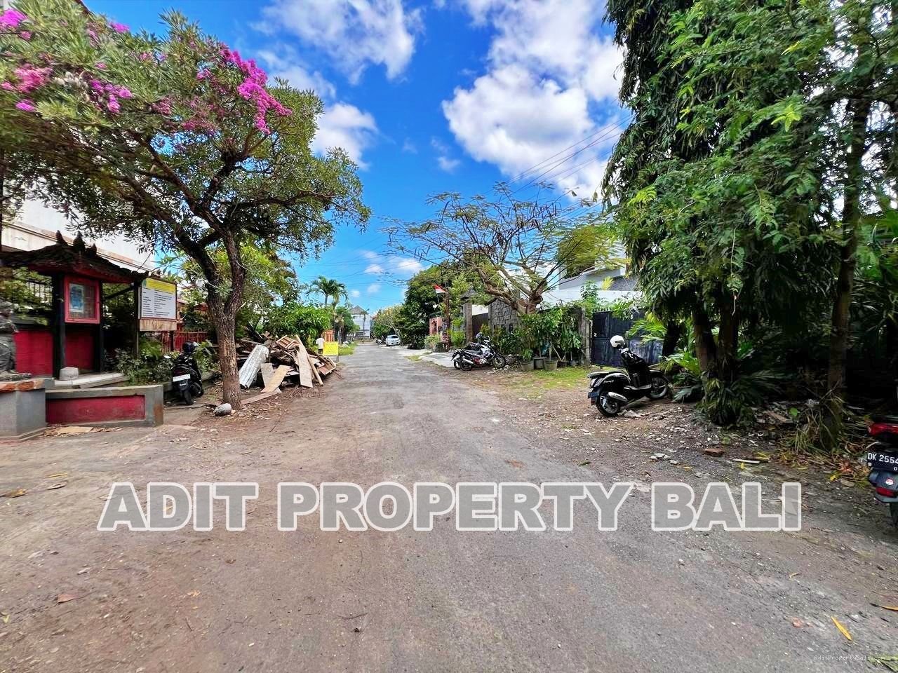 Tanah Tukad musi renon