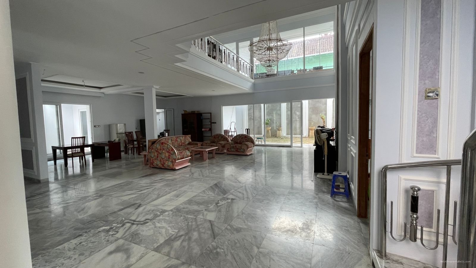 Rumah Mewah Gatot Subroto Tengah Denpasar