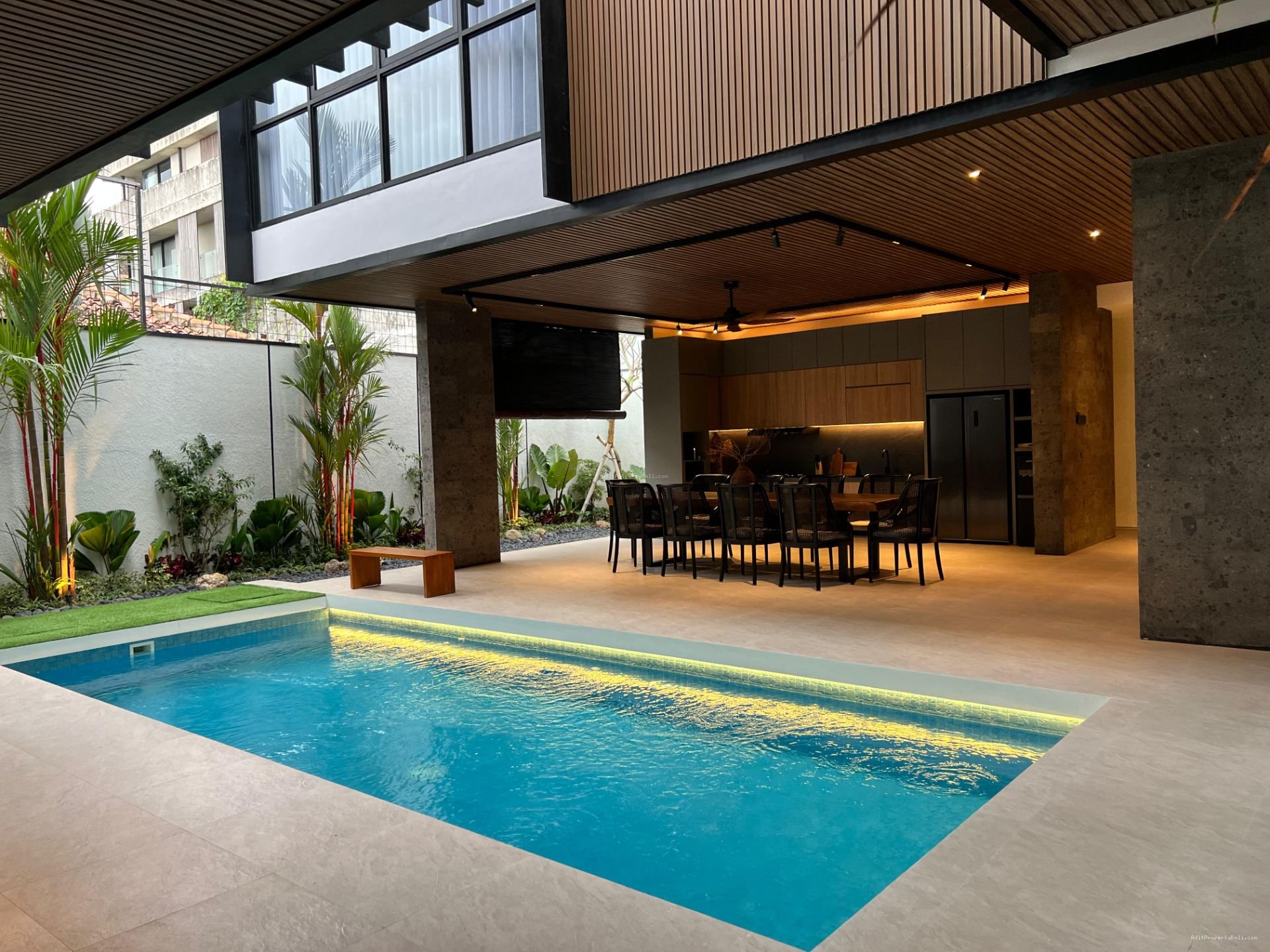 Brand New Villa Modern Tropical Berawa Canggu Badung