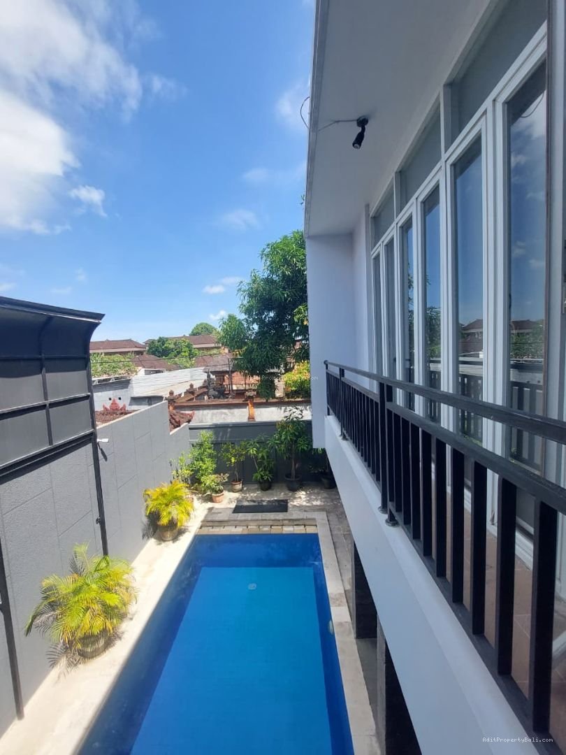 Villa Minimalis Gunung Salak Kerobokan Badung