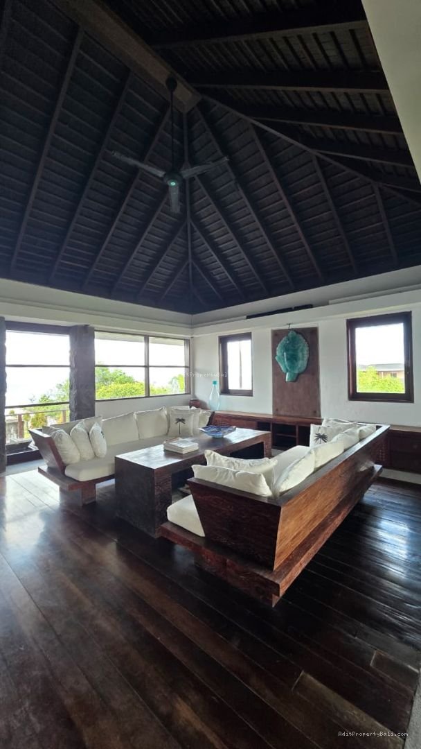 Villa Cliff Edge Ocean View Pandawa Badung