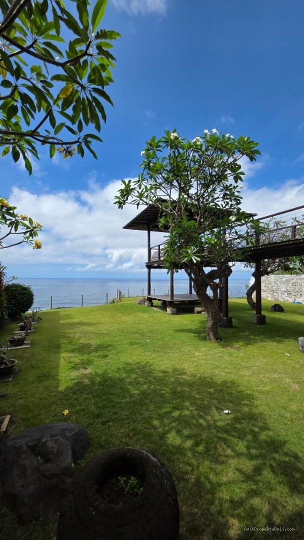 Villa Cliff Edge Ocean View Pandawa Badung