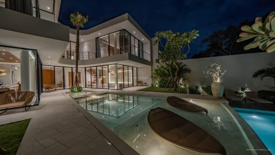 Villa Modern Umalas Kerobokan Badung