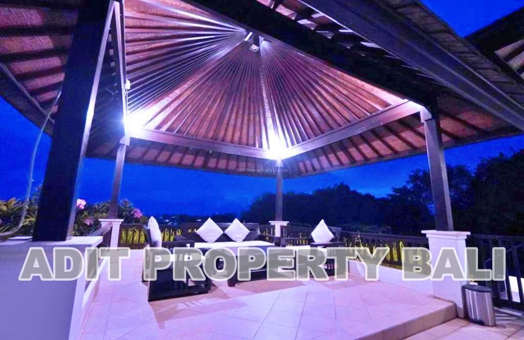 Villa Ocean & GWK View Toyaning Ungasan Jimbaran Badung