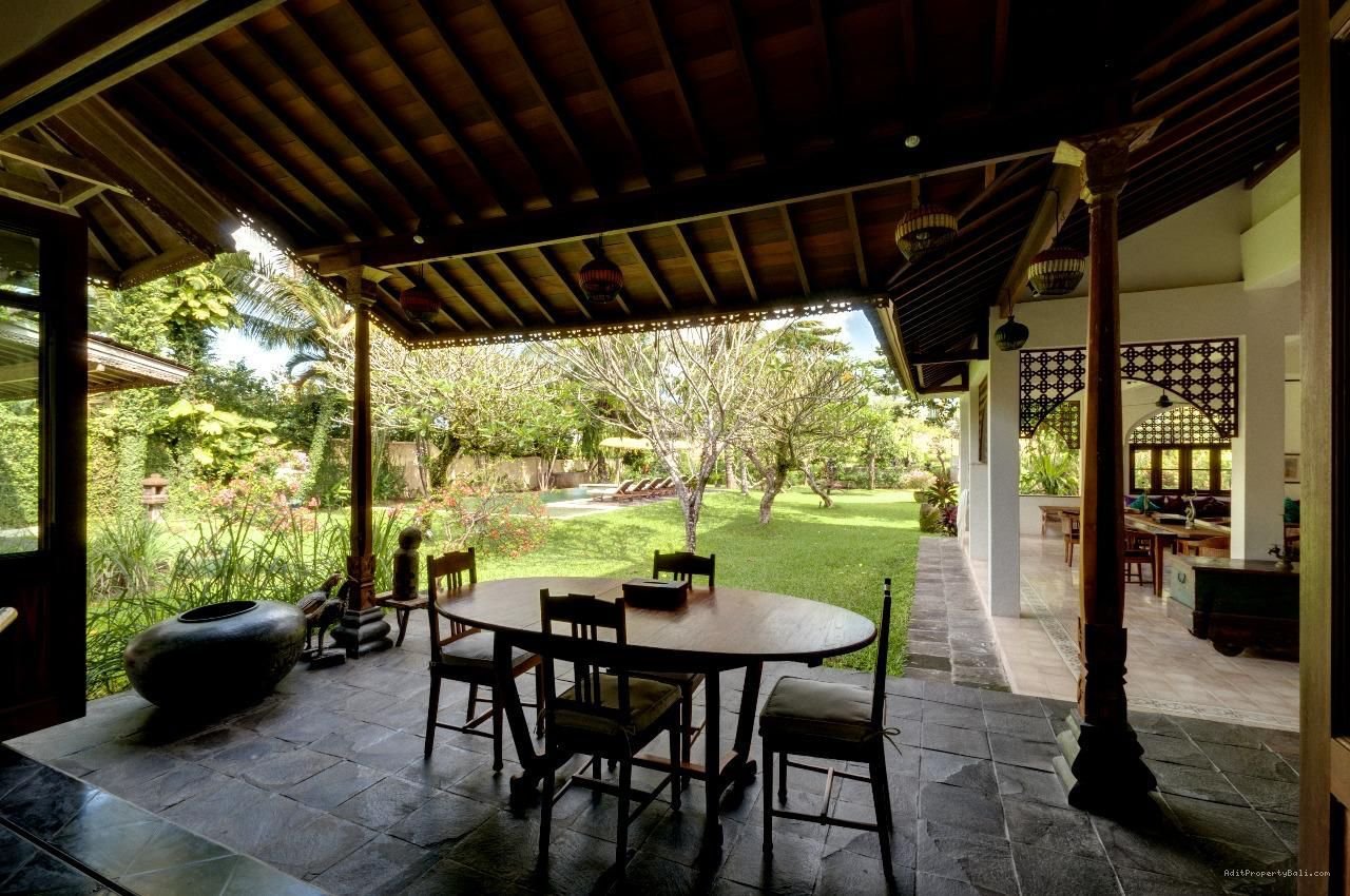 Villa Umalas Kerobokan Badung Bali
