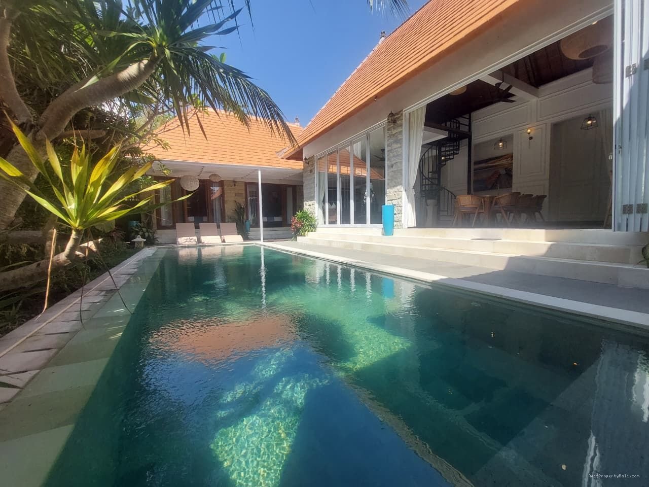 Villa Luxury Bumbak Umalas Kerobokan Badung