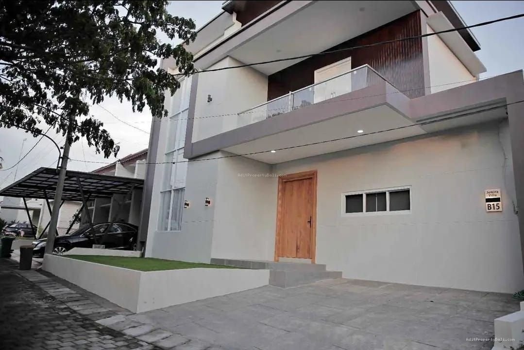 Villa Modern Raya Canggu Badung