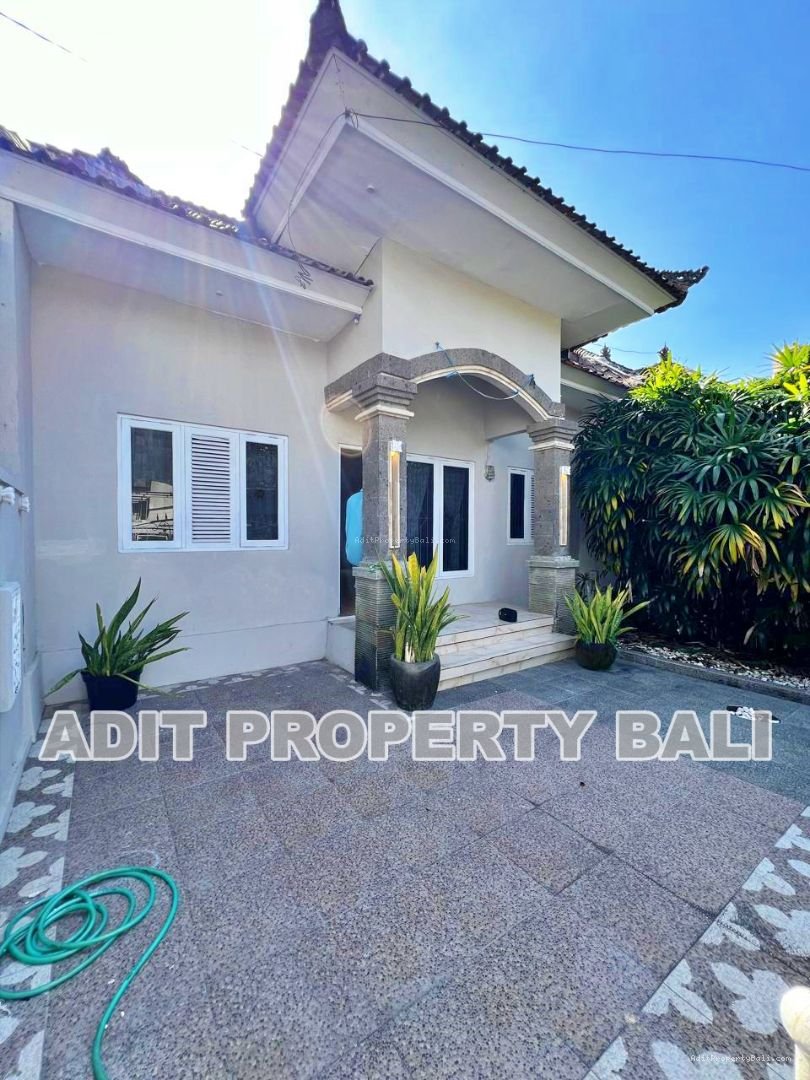 Rumah Taman Sari Kerobokan Badung