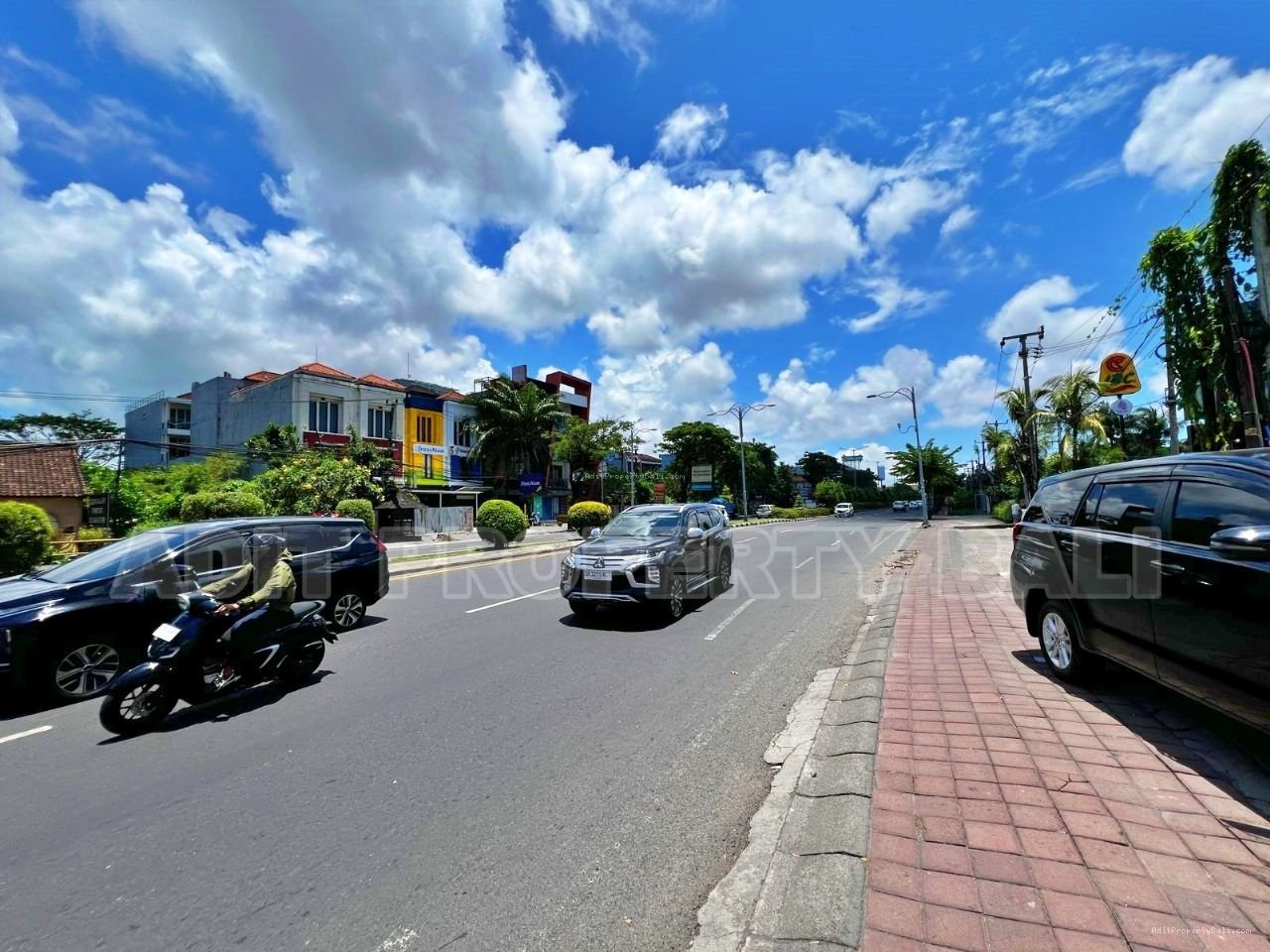 Tanah strategis sunset road kuta bali