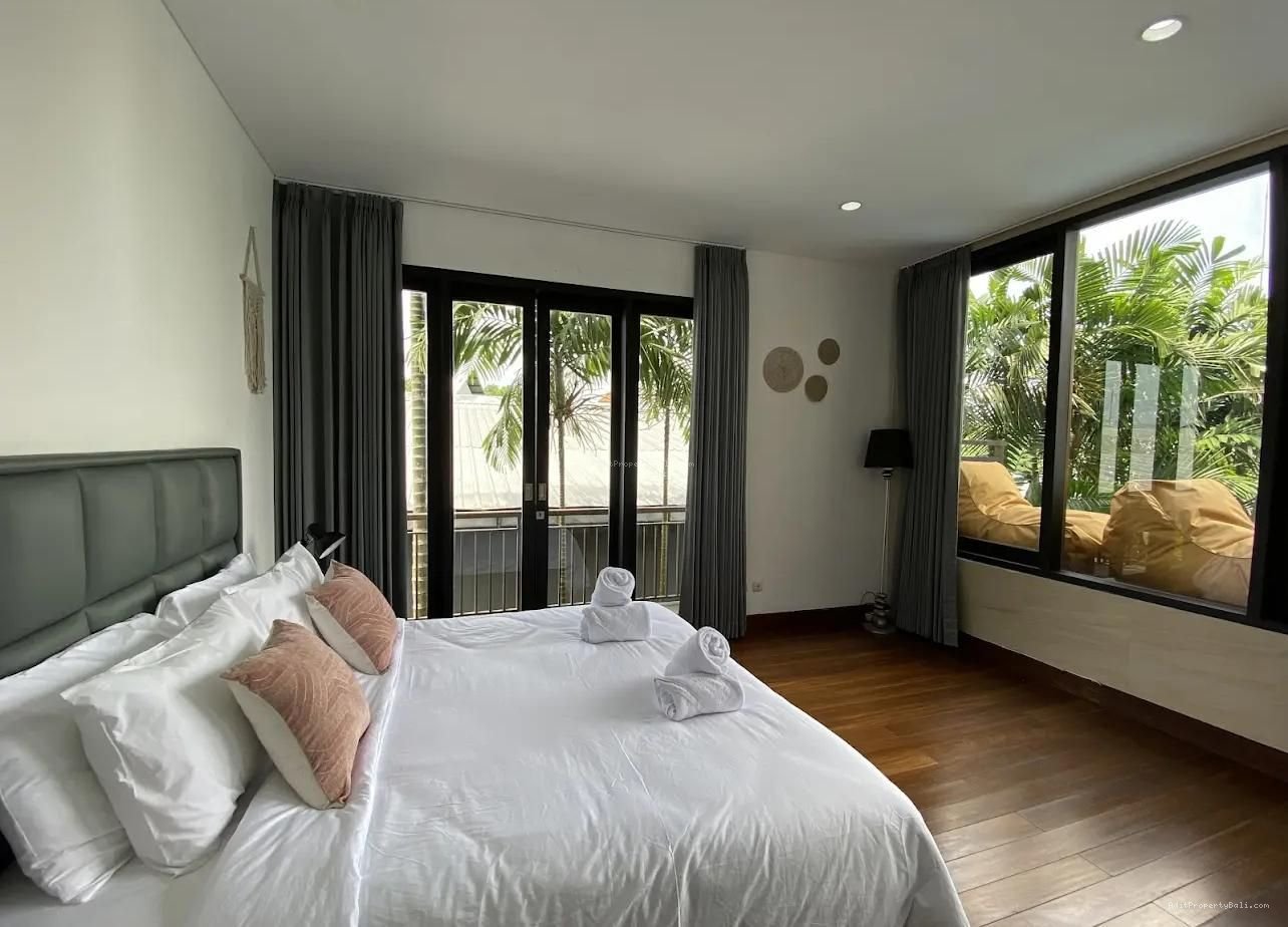 Villa tropical raya canggu badung bali