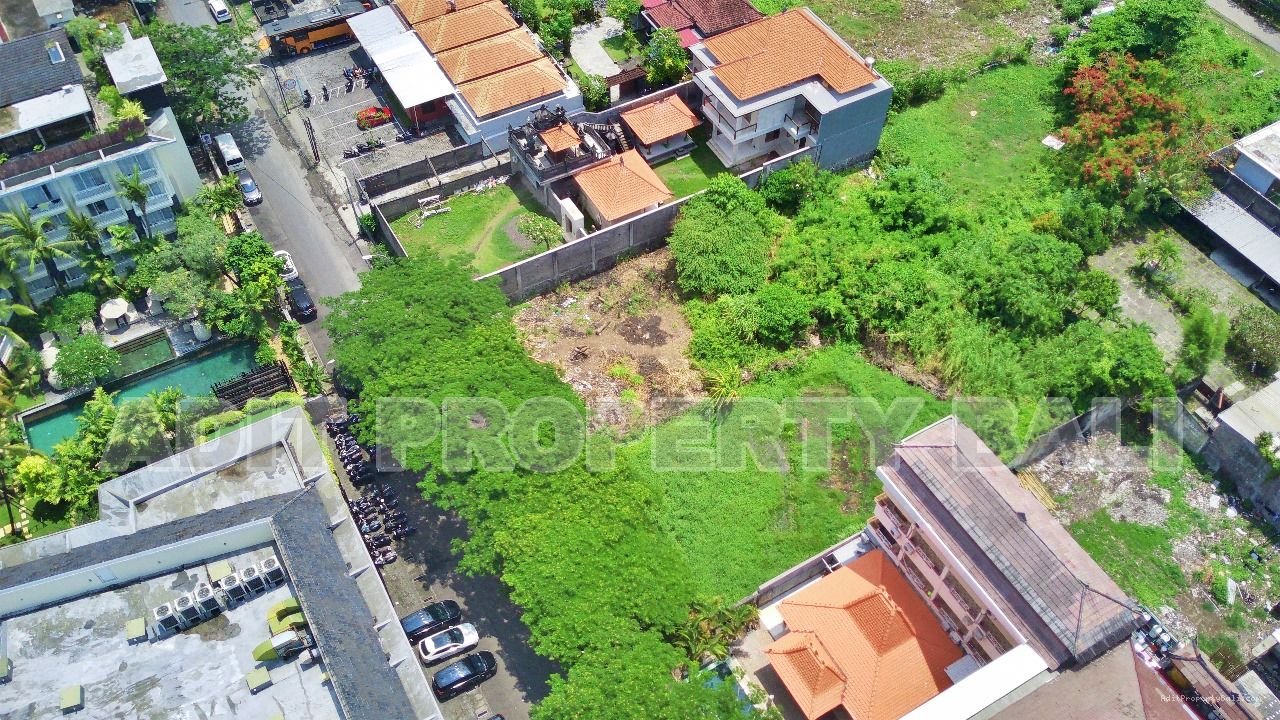 Tanah strategis dewi sri kuta