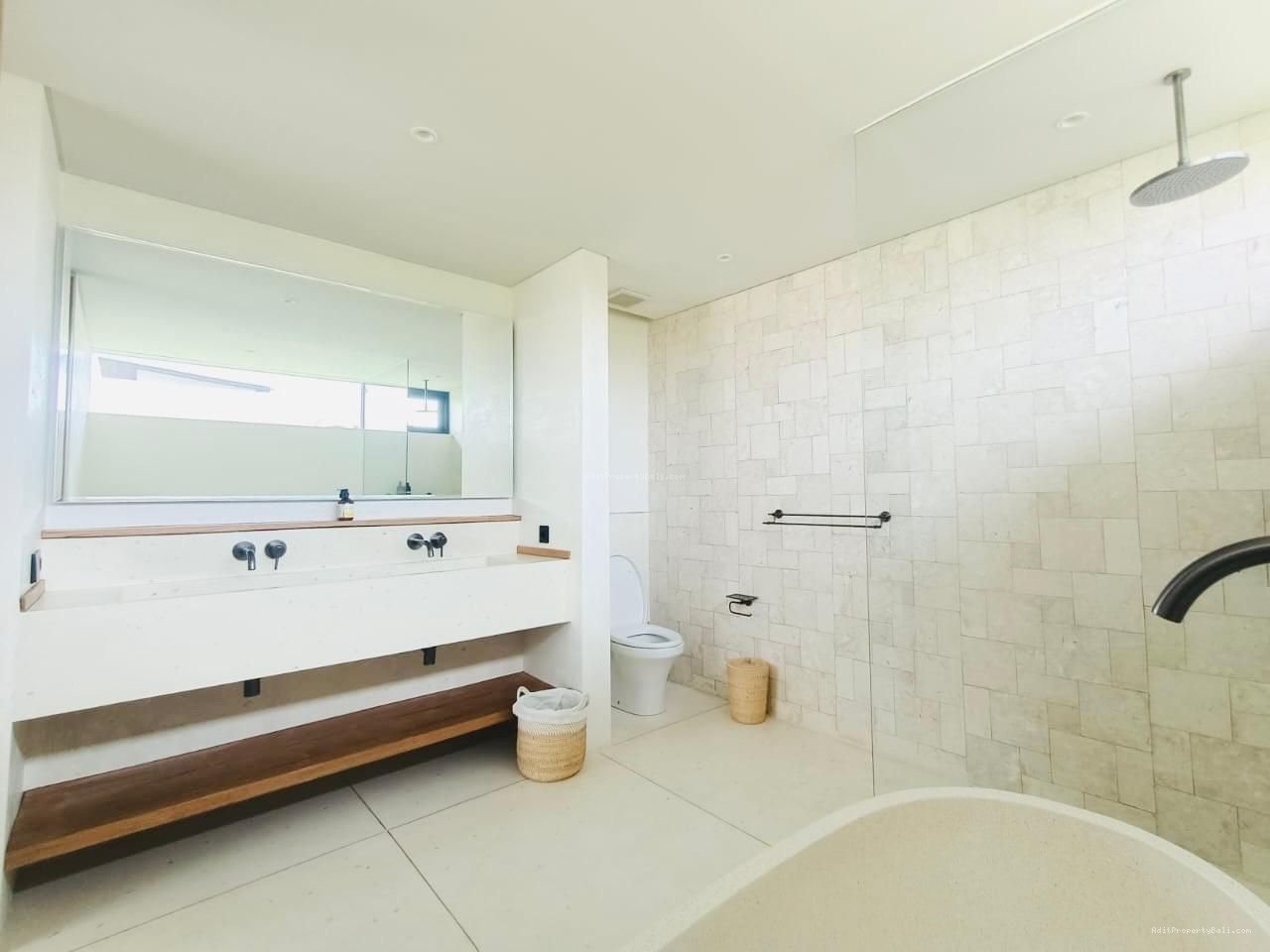 Villa modern tropical tumbak bayuh mengwi