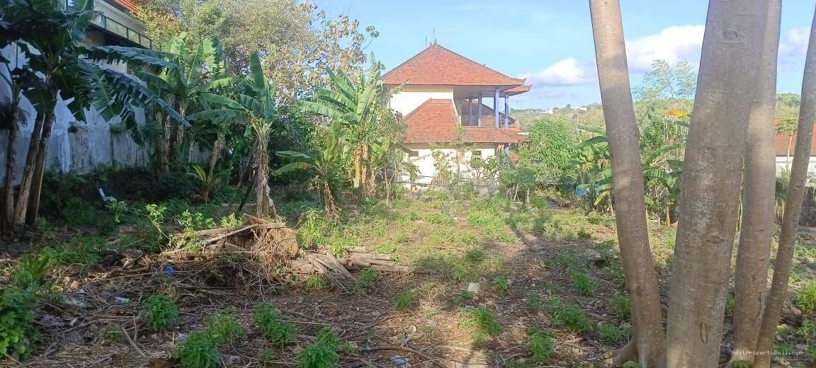 Tanah raya labuan sait pecatu