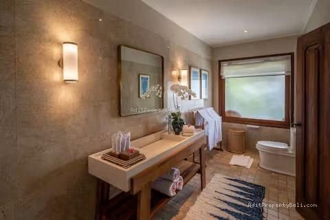 Villa mewah pantai cemagi bali