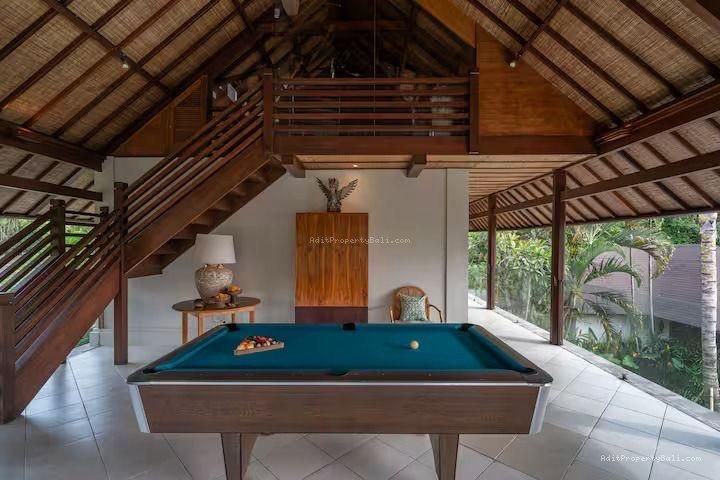 Villa mewah pantai cemagi bali