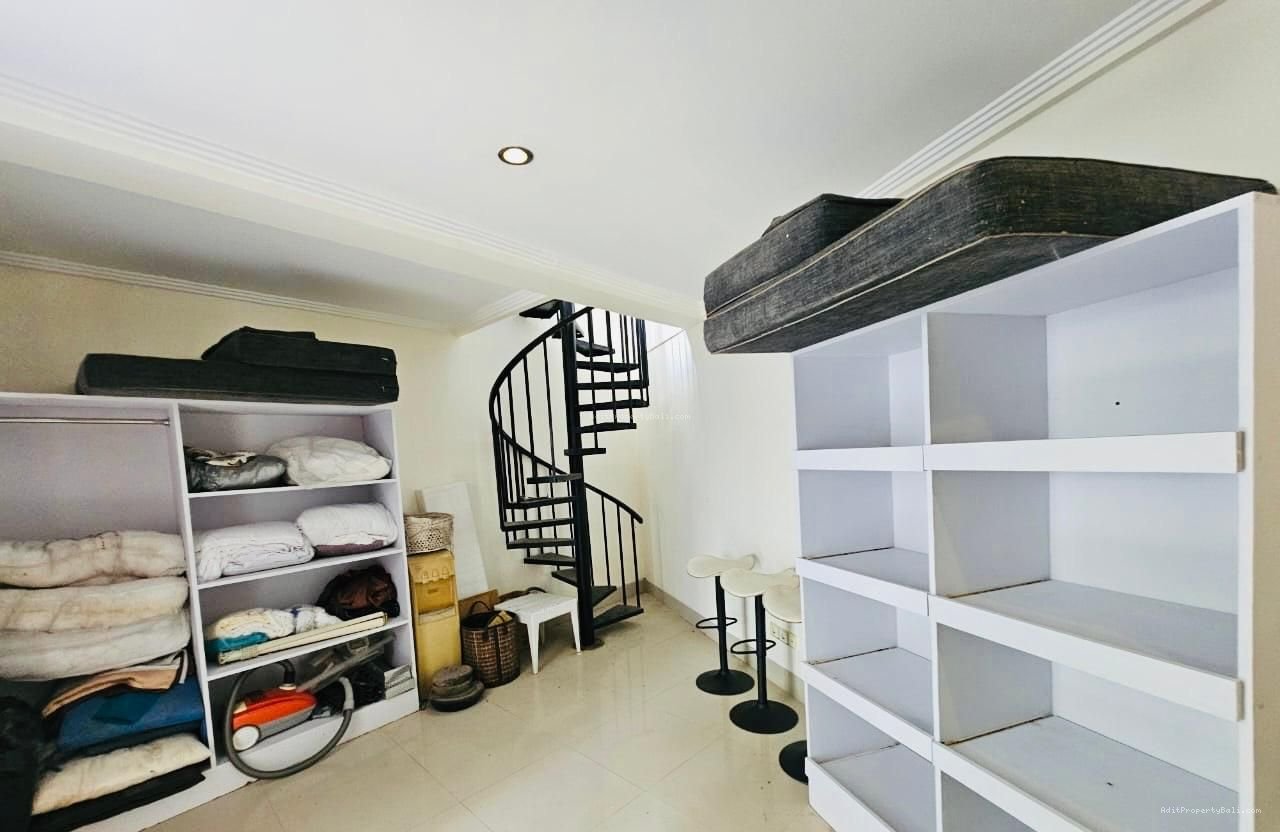 Villa semat berawa canggu