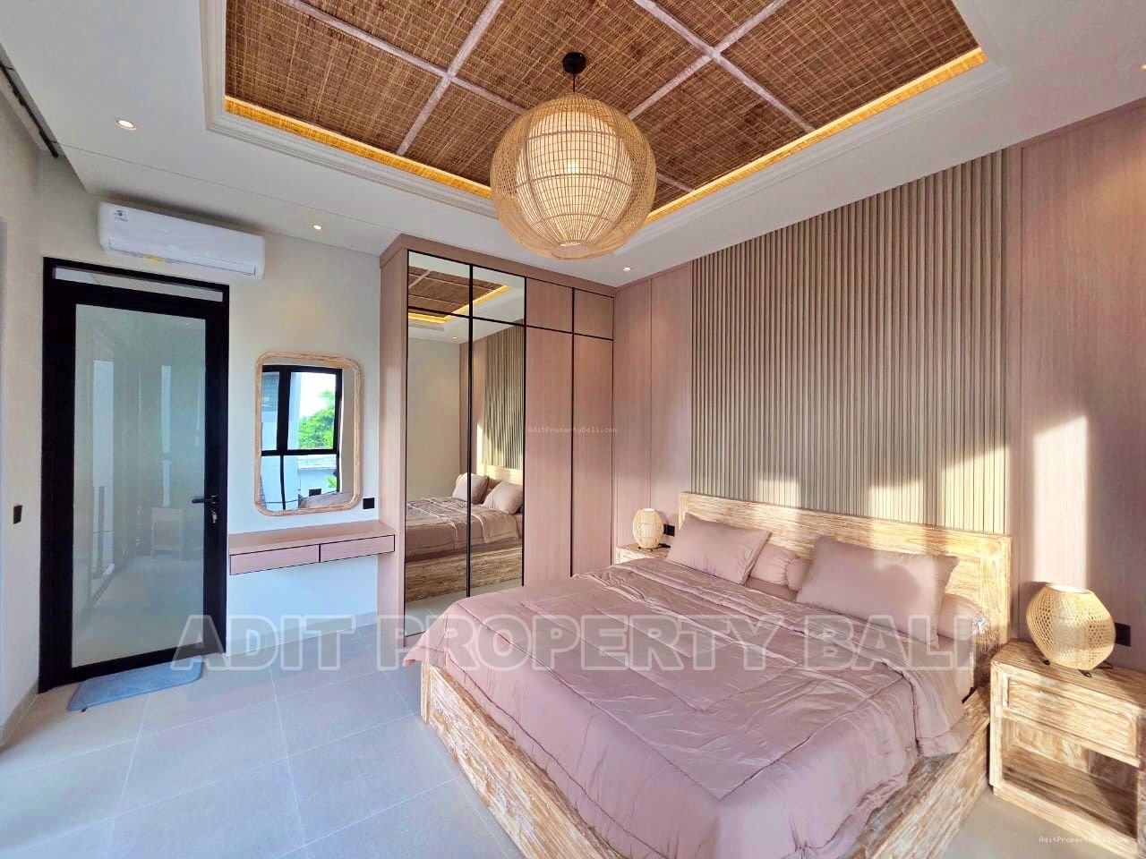 Brand New Villa Pantai Berawa Canggu Badung