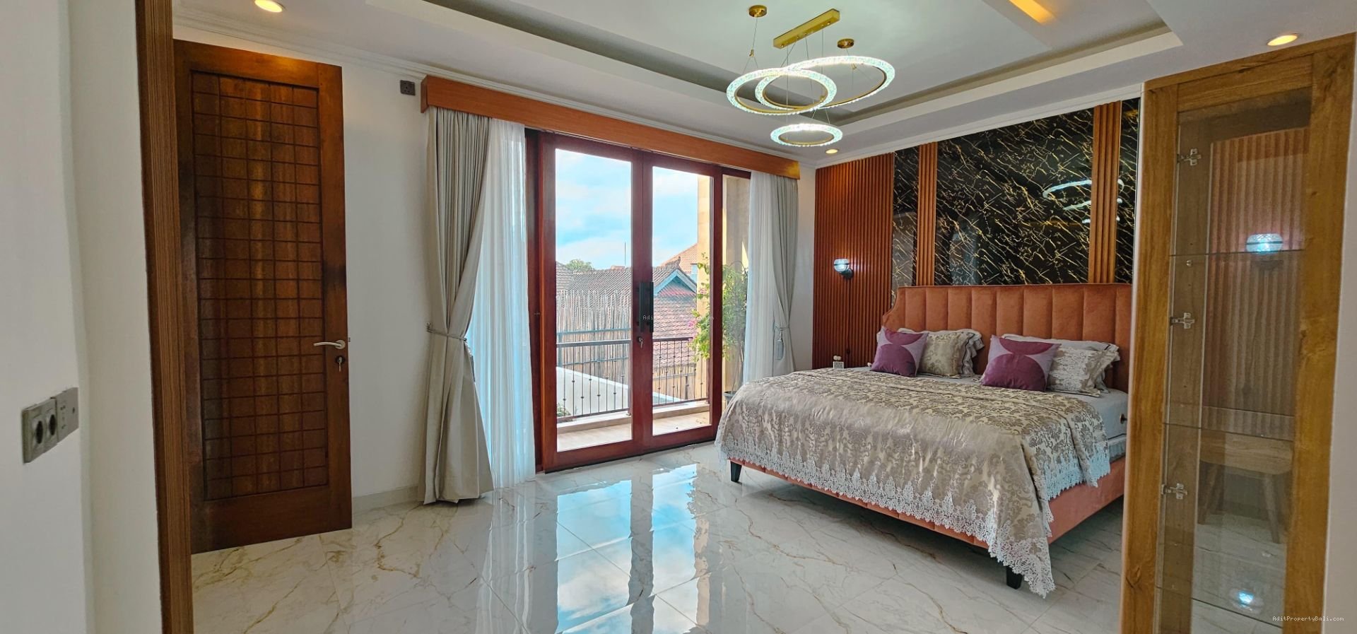 Brand new Villa kerobokan