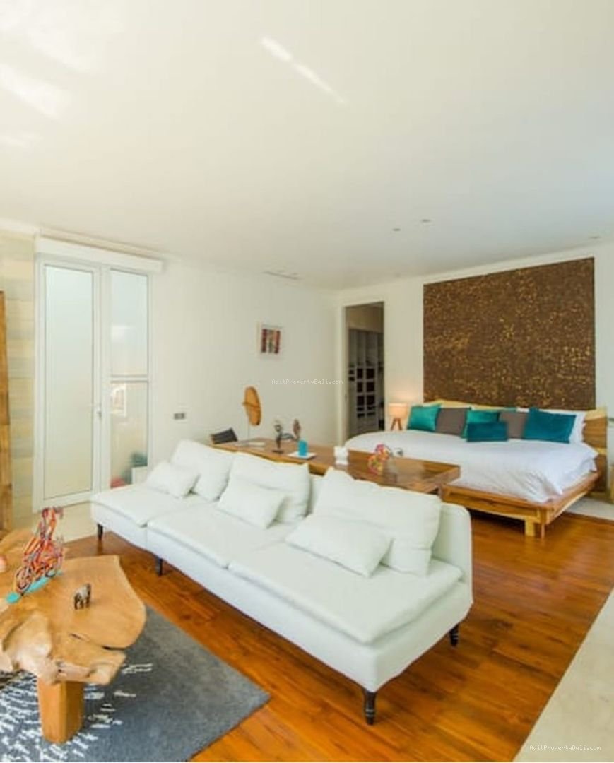 Villa Pantai Berawa Canggu Badung Bali