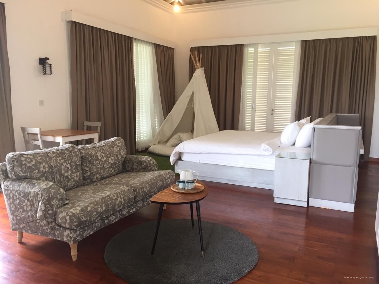 Villa Pantai Berawa Canggu Badung Bali