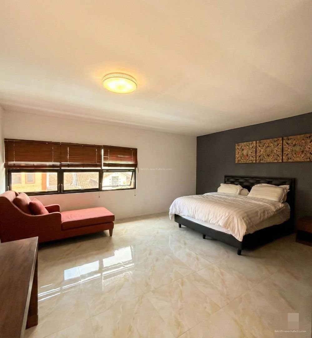 Rumah Kesambi Kerobokan Badung Bali