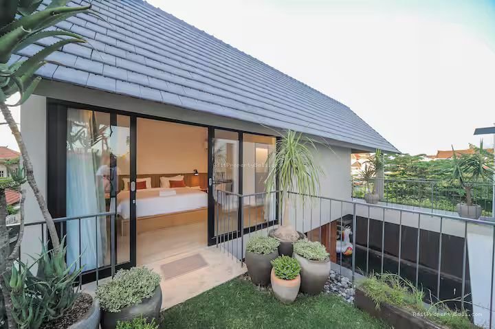 Villa modern berawa canggu bali