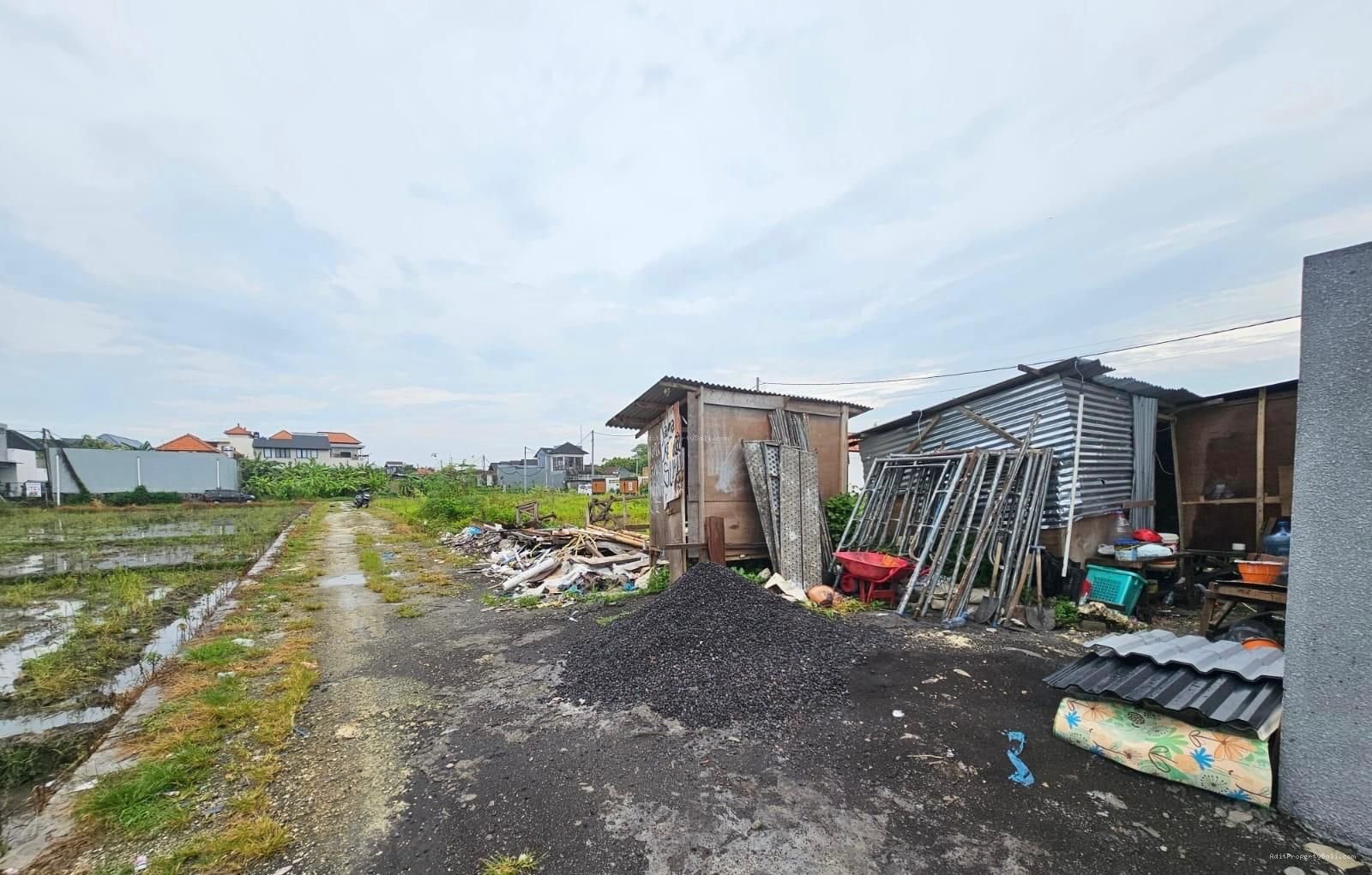 Tanah kedampang kerobokan