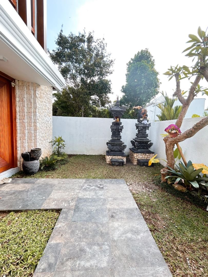 Brand New Villa Nusa Dua Badung Bali