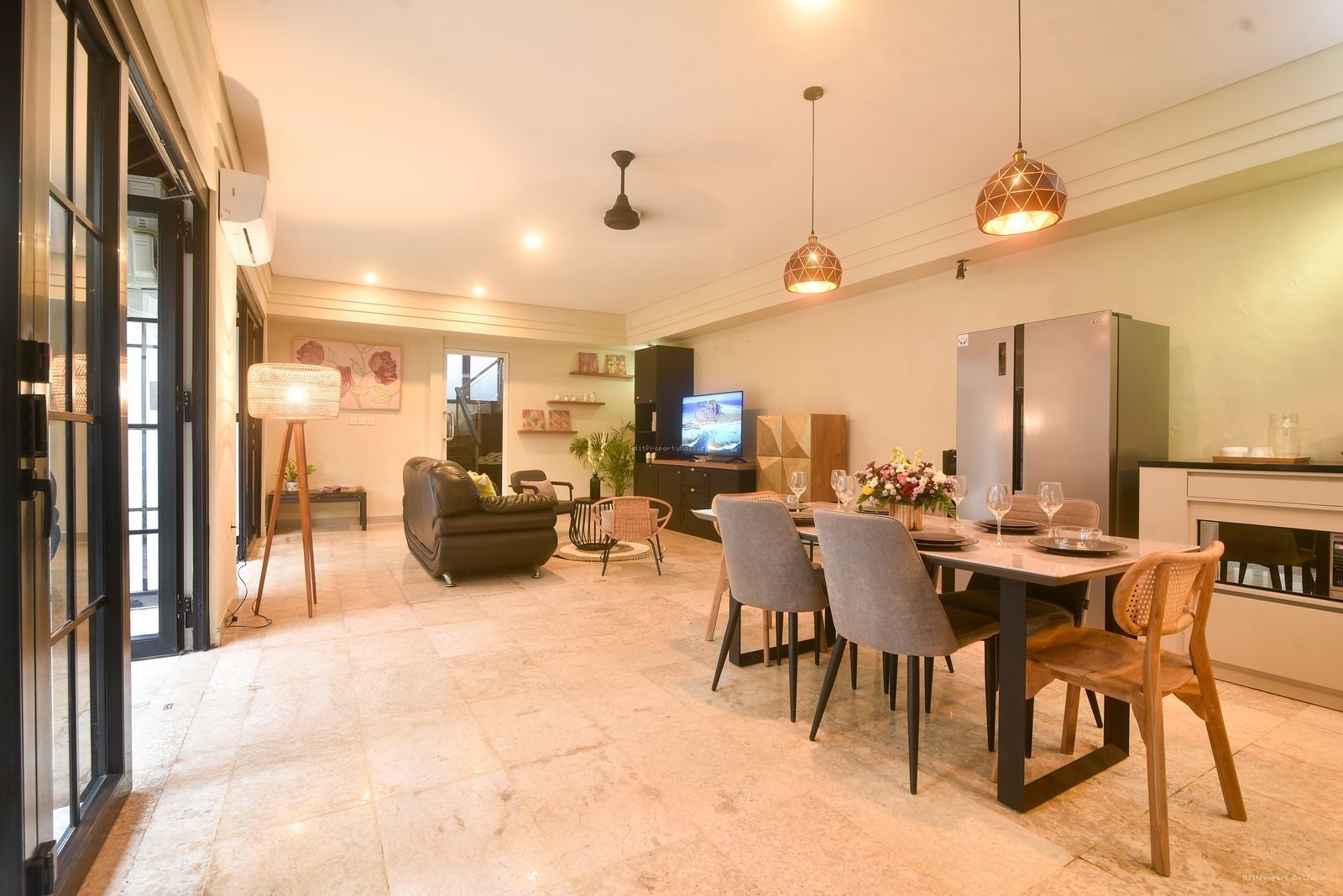 Villa Umalas Kerobokan Kuta Utara Badung Bali