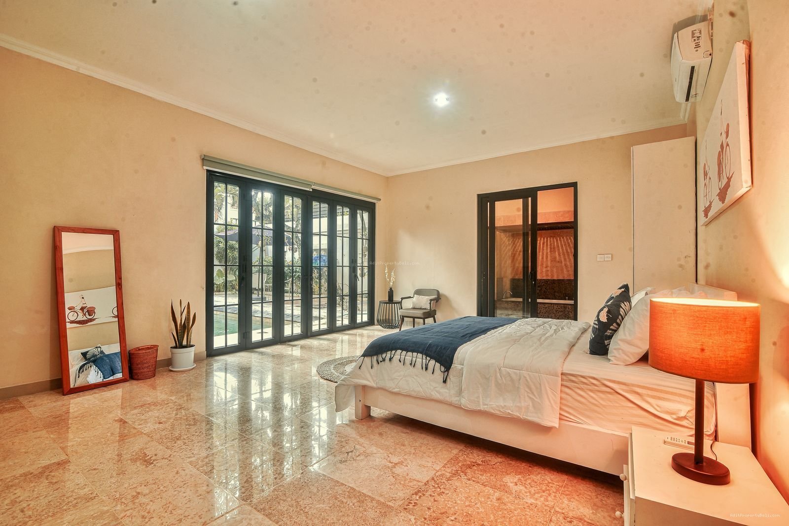 Villa Umalas Kerobokan Kuta Utara Badung Bali